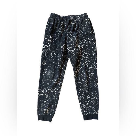 Under Armour Jogger Pants Black White Gray Splatter Medium Athleisure - Picture 1 of 6